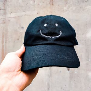 Caps